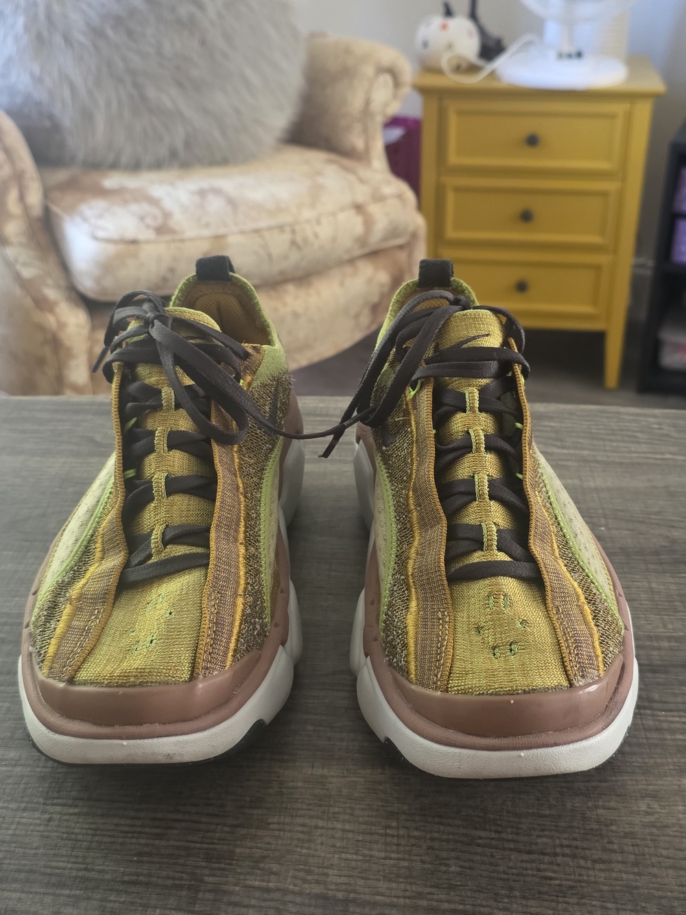 Nike Women's Yellow and Brown Knit Sneakers